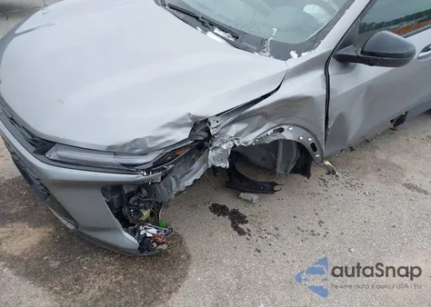 2025 Chevrolet Trax Fwd Activ z USA, uszkodzony, nr VIN KL77LKEP4SC117375